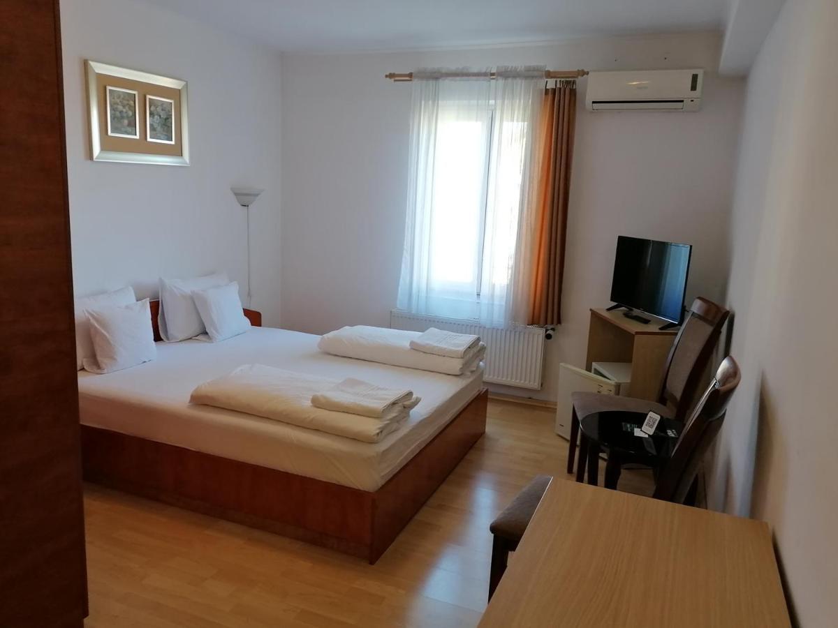 Hotel Casa La Fayette à Timişoara Extérieur photo