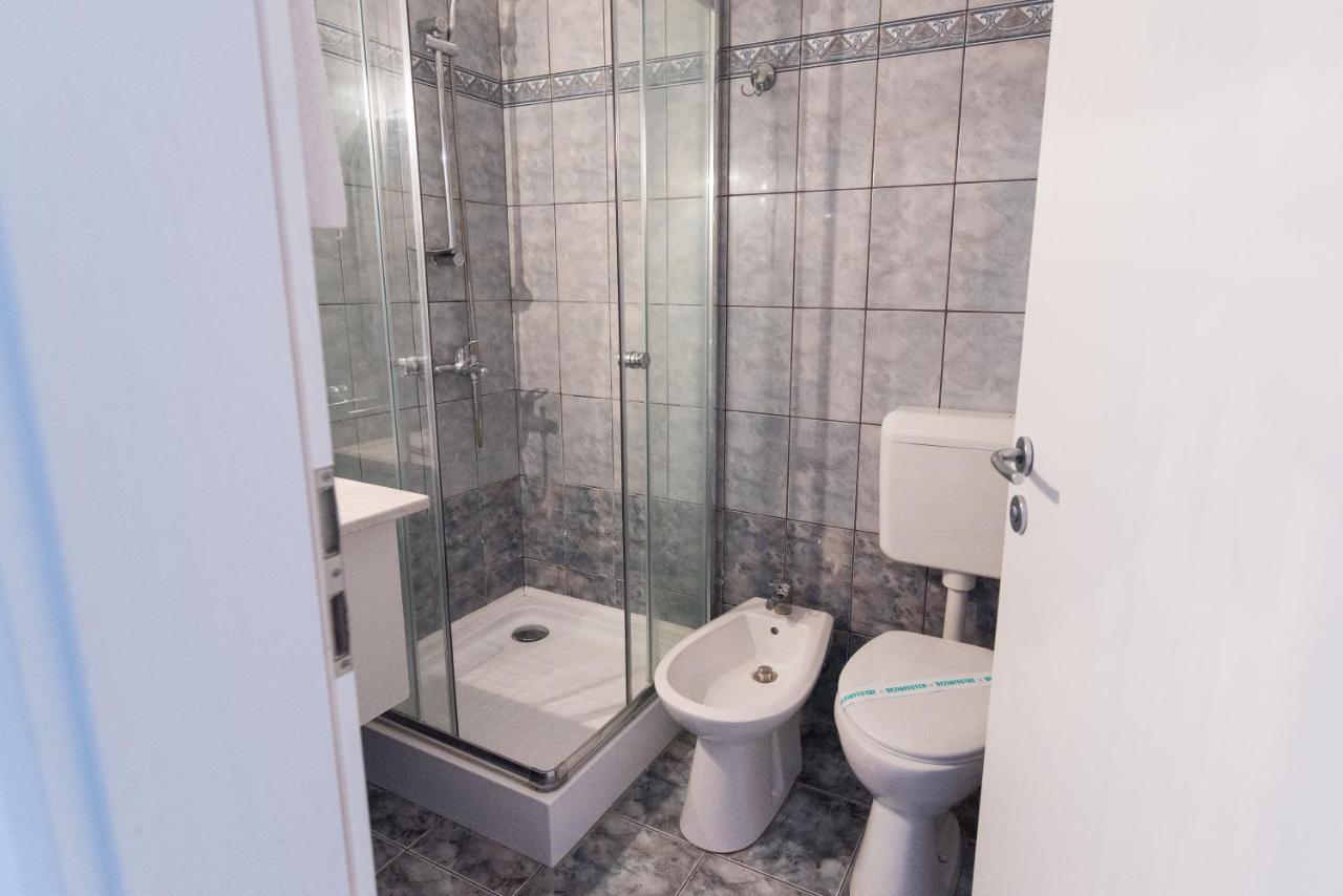 Hotel Casa La Fayette à Timişoara Extérieur photo